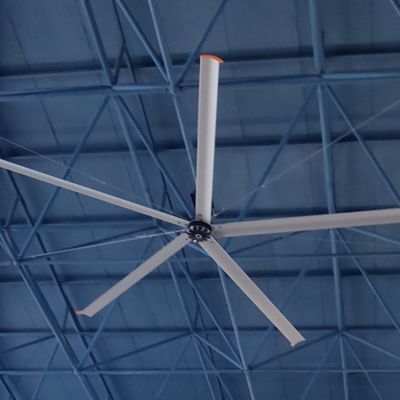 Un buon prezzo. 4,2 misura i ventilatori da soffitto con un contatore industriali dell'officina a bassa velocità in grande quantità 85rpm di 14ft in linea