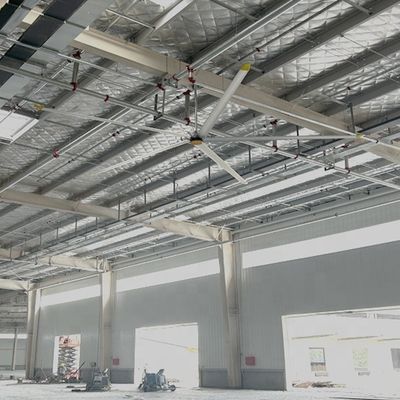 Un buon prezzo. 380/220V Tipo motore PMSM Dc Rotore esterno senza spazzole 7.3m 24FT ventilatore di soffitto industriale raffreddato ad aria con 6 lame a foglia in linea