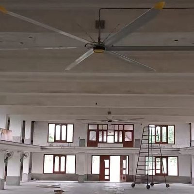 Un buon prezzo. 6.1m 20FT CONTROLLER PMSM Motore senza spazzole ventilatore HVLS a soffitto industriale grande per il raffreddamento in linea