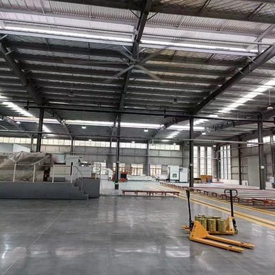 Un buon prezzo. Ventilatore HVLS ad alto volume e a bassa velocità nel modello DX/DS con dimensioni di diametro da 7,3 a 2,4 m in linea