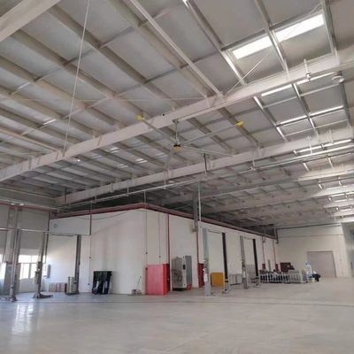 Un buon prezzo. DX Ventilatore in alluminio 5 lame Pmsm Motor HVLS Ventilatore di soffitto industriale utilizzato in BYD Energy Automobile in linea