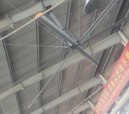 Un buon prezzo. ventilatore HVLS montato a palo a bassa velocità industriale in linea